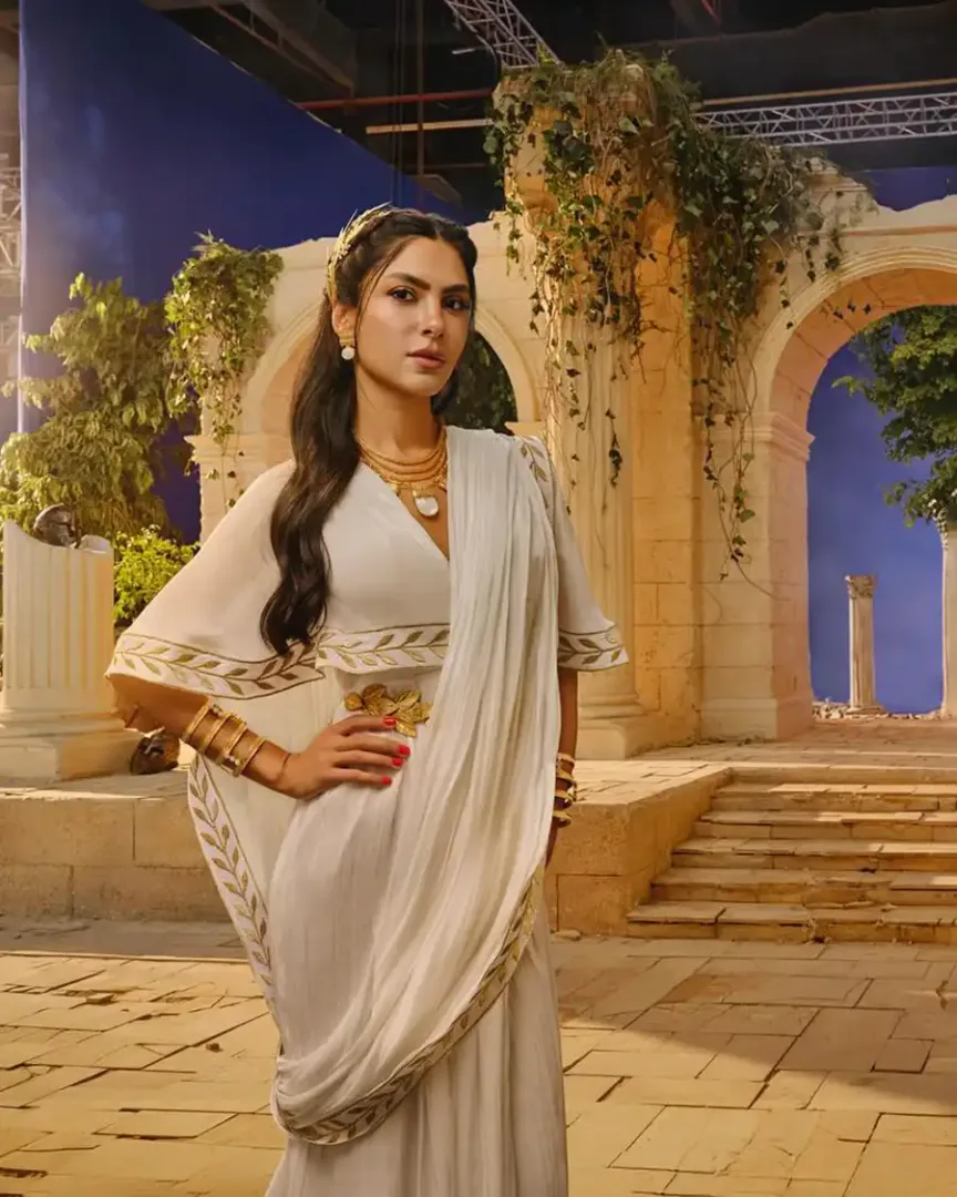 svg+xml;charset=utf - Creative Advertising Photography Molto-cairo-Advertising-photography-huda-el- mufti copy