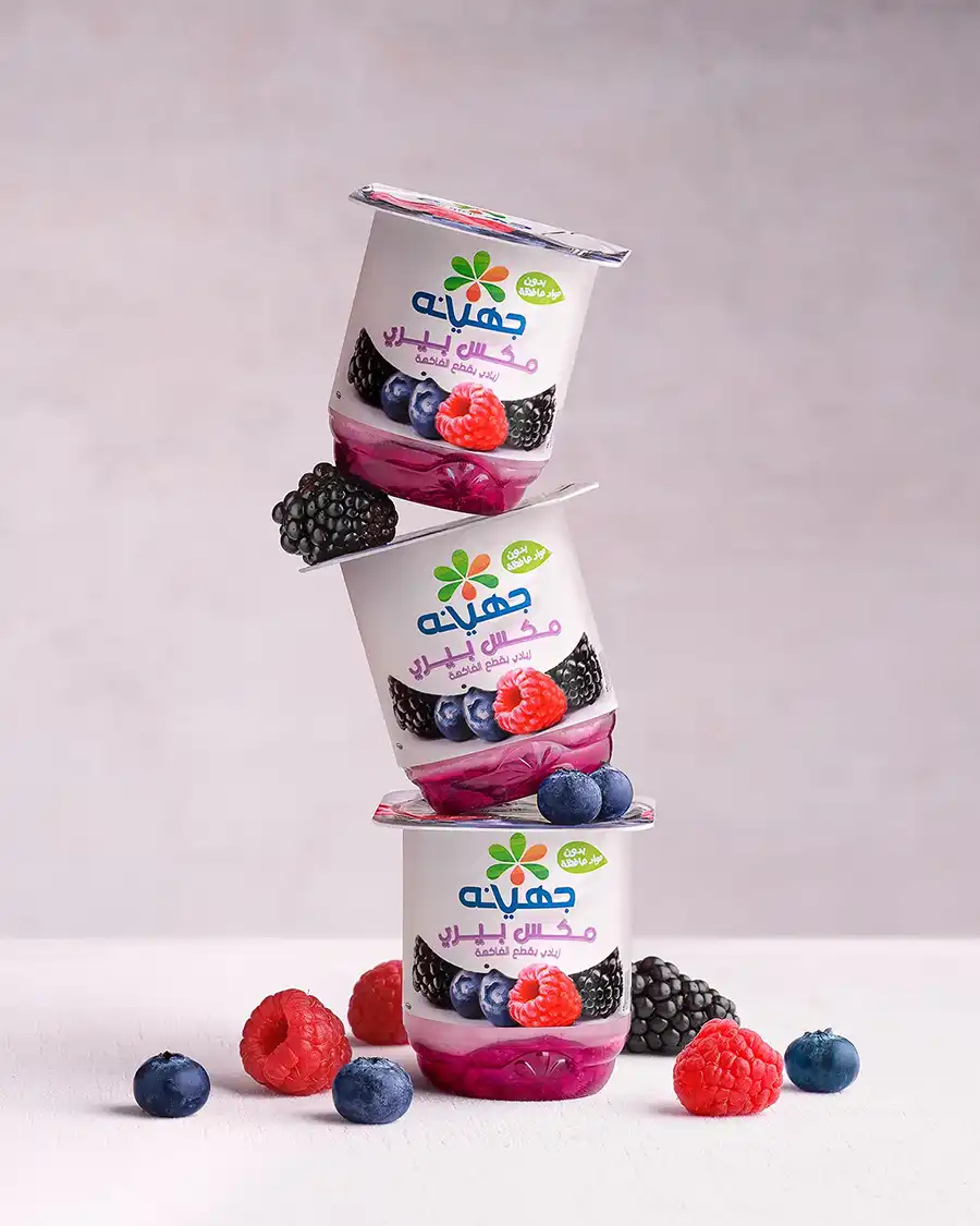 File name: juhayna-mixed-berry-yogurt-stack-cairo
